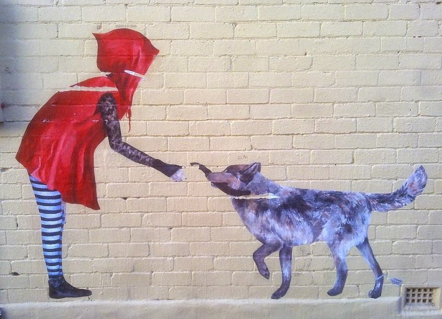 "Para venderte... mejor" (Caperucita roja, graffiti)